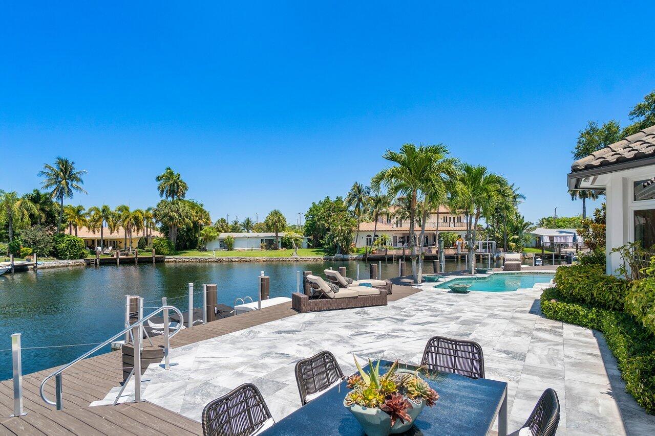 LIGHTHOUSE POINT - Residential