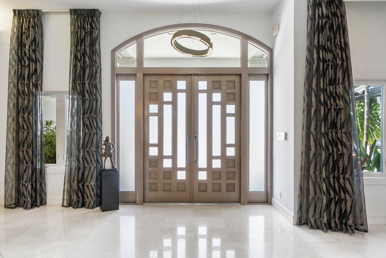 LIGHTHOUSE POINT - Residential