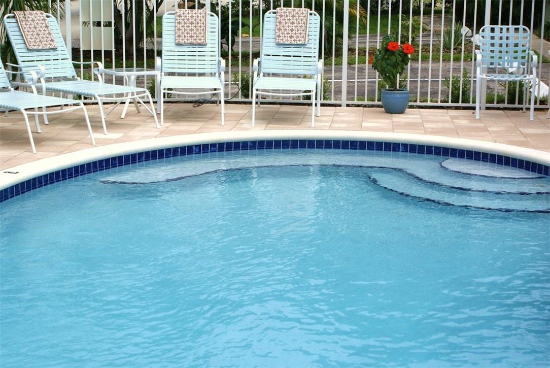 WILTON MANORS UNIT 1 - Residential Lease