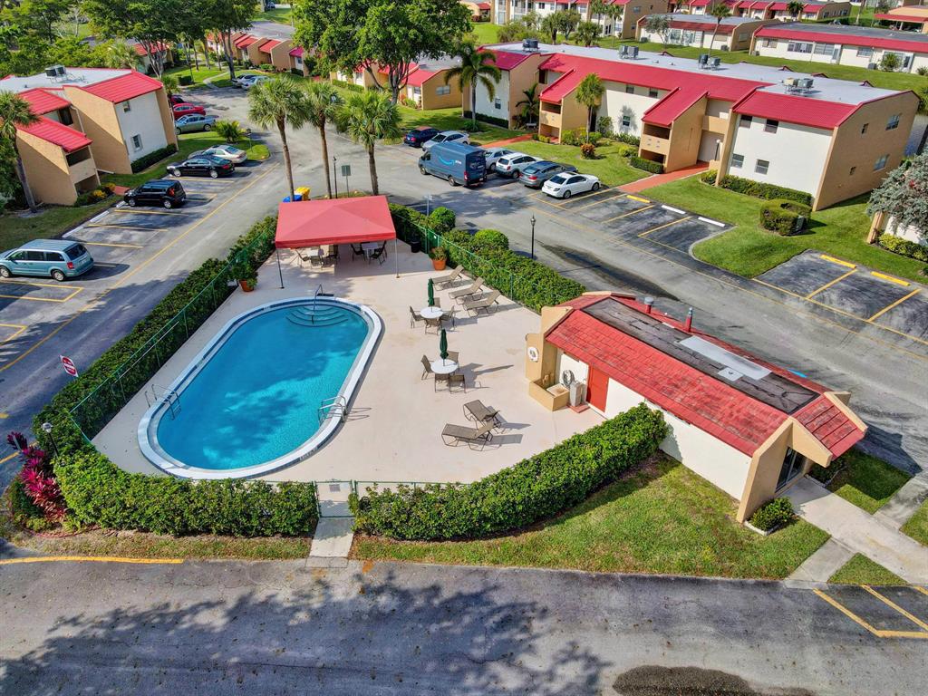 GOLDEN LAKES VILLAGE CONDO 1 THRU 13-A - Residential