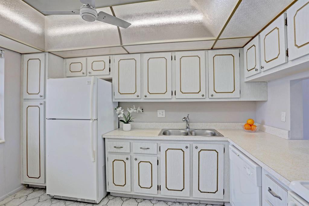 GOLDEN LAKES VILLAGE CONDO 1 THRU 13-A - Residential