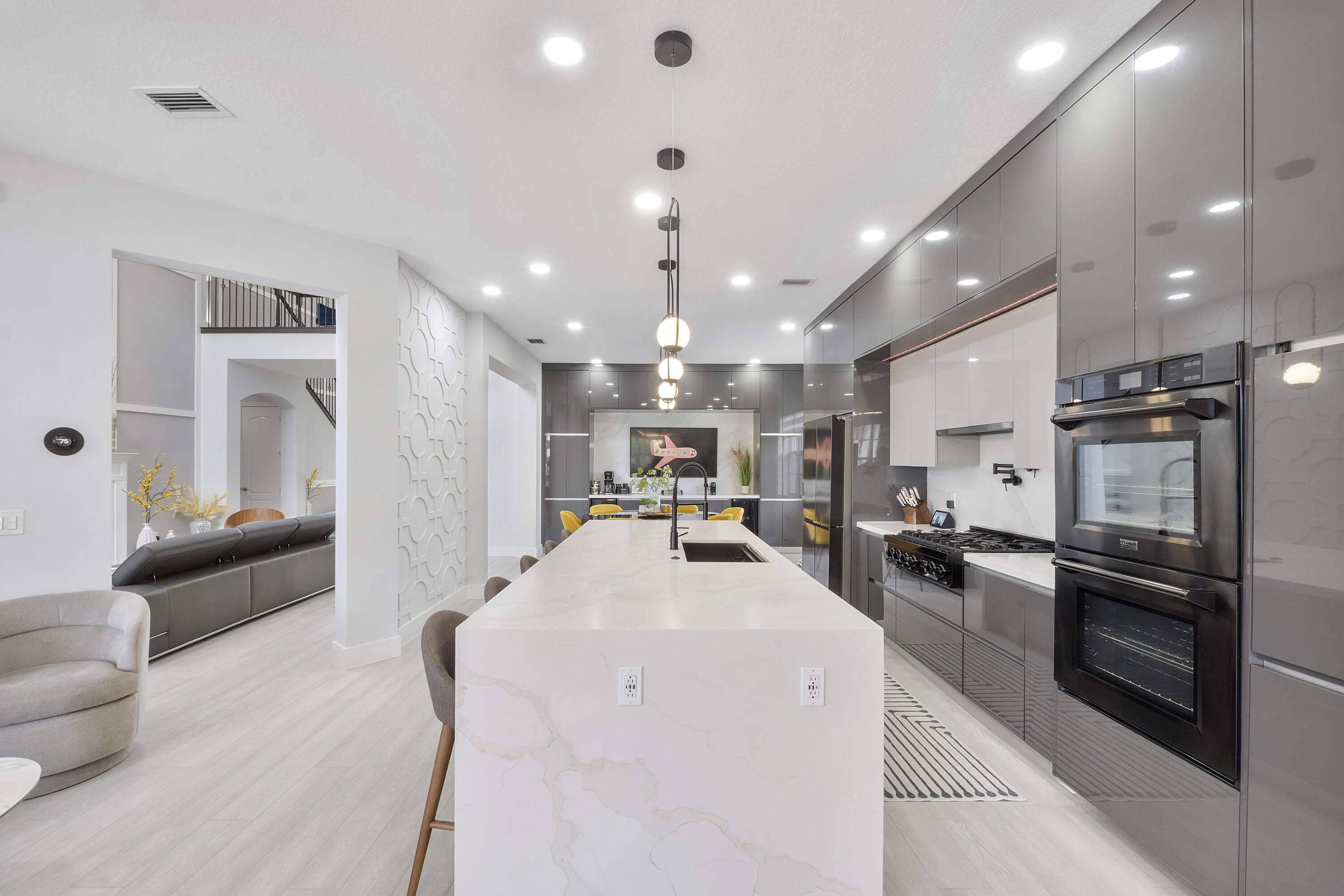 DEBUYS PLAT - Residential