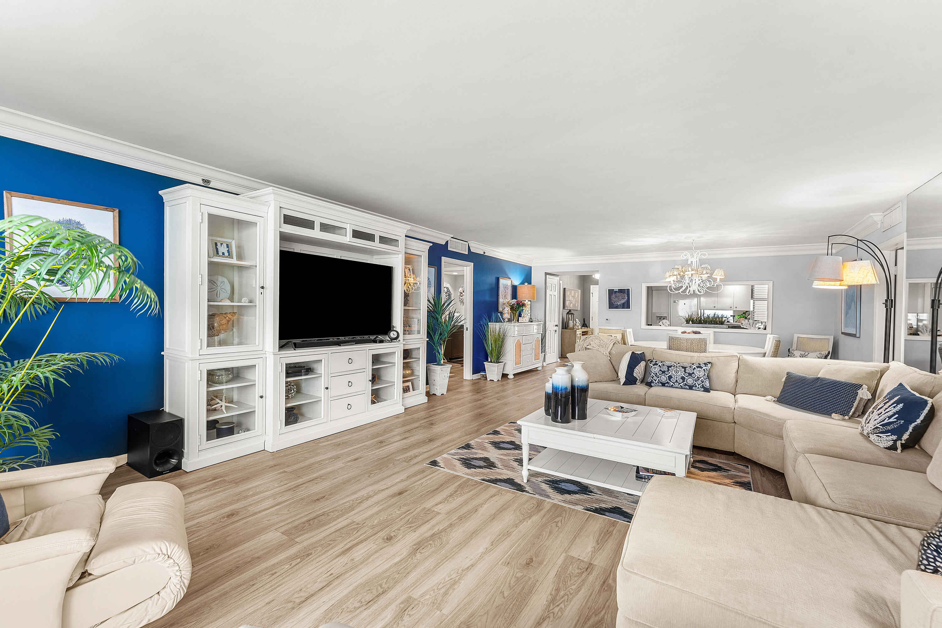 OCEAN TOWERS SOUTH CONDO APTS - Residential Lease