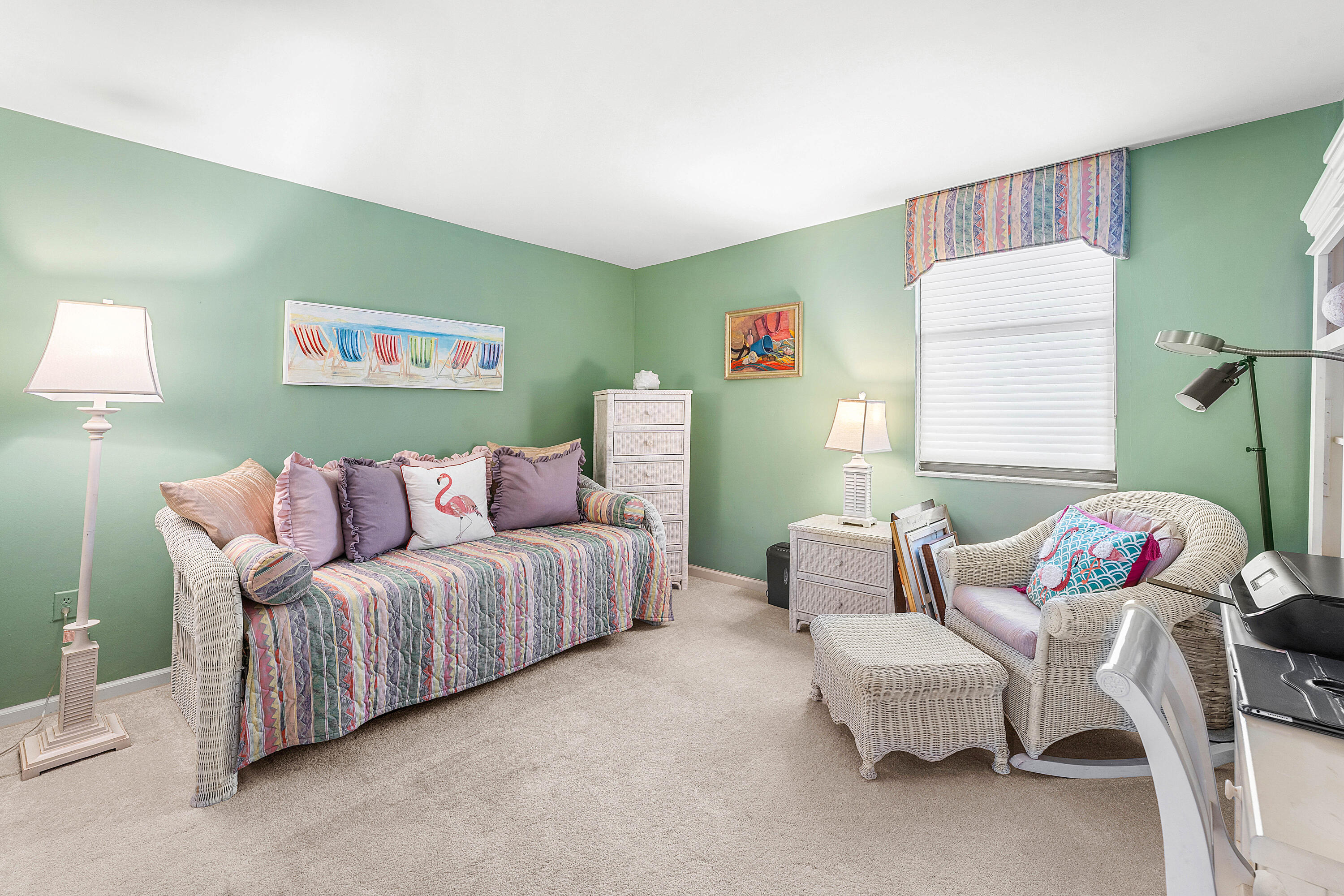 OCEAN TOWERS SOUTH CONDO APTS - Residential Lease