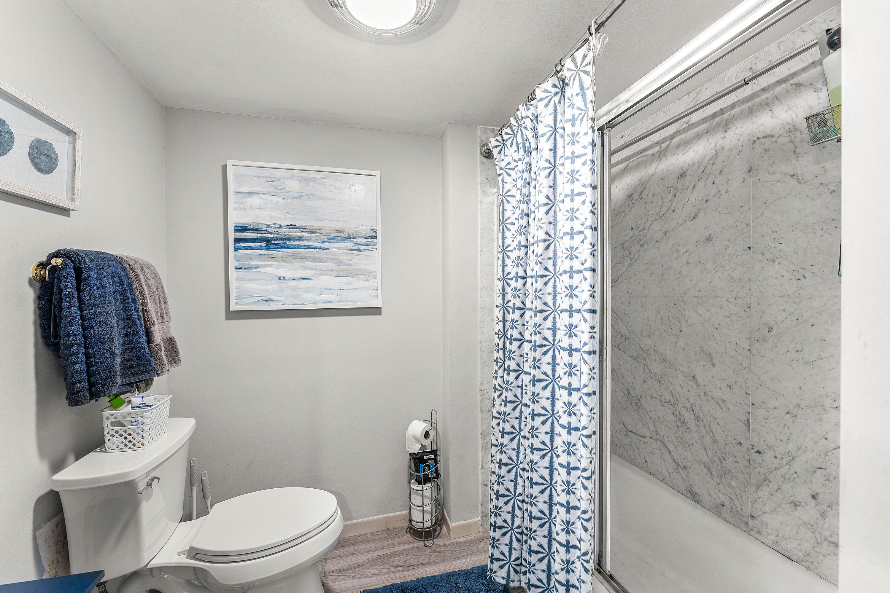 OCEAN TOWERS SOUTH CONDO APTS - Residential Lease