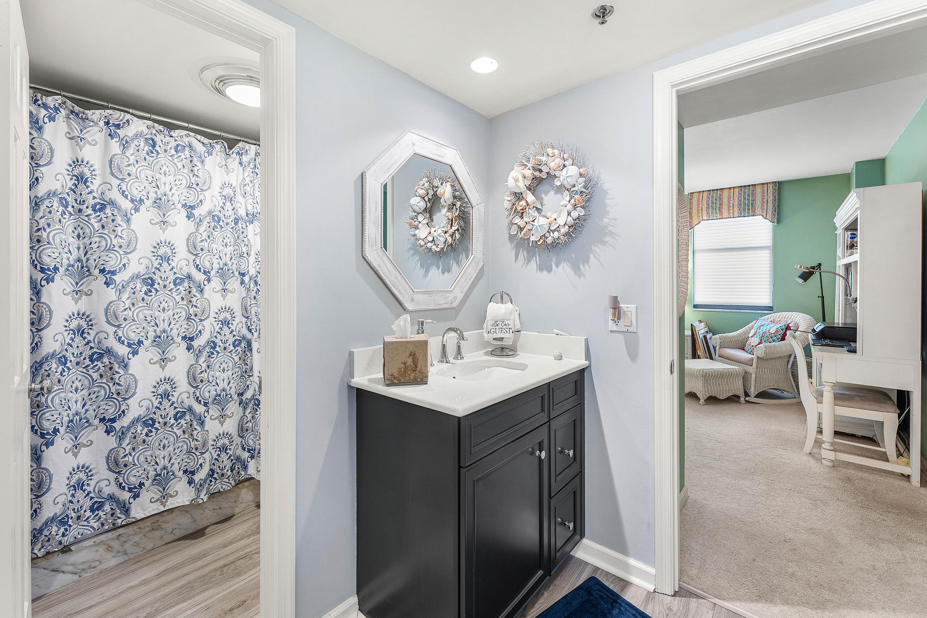 OCEAN TOWERS SOUTH CONDO APTS - Residential Lease