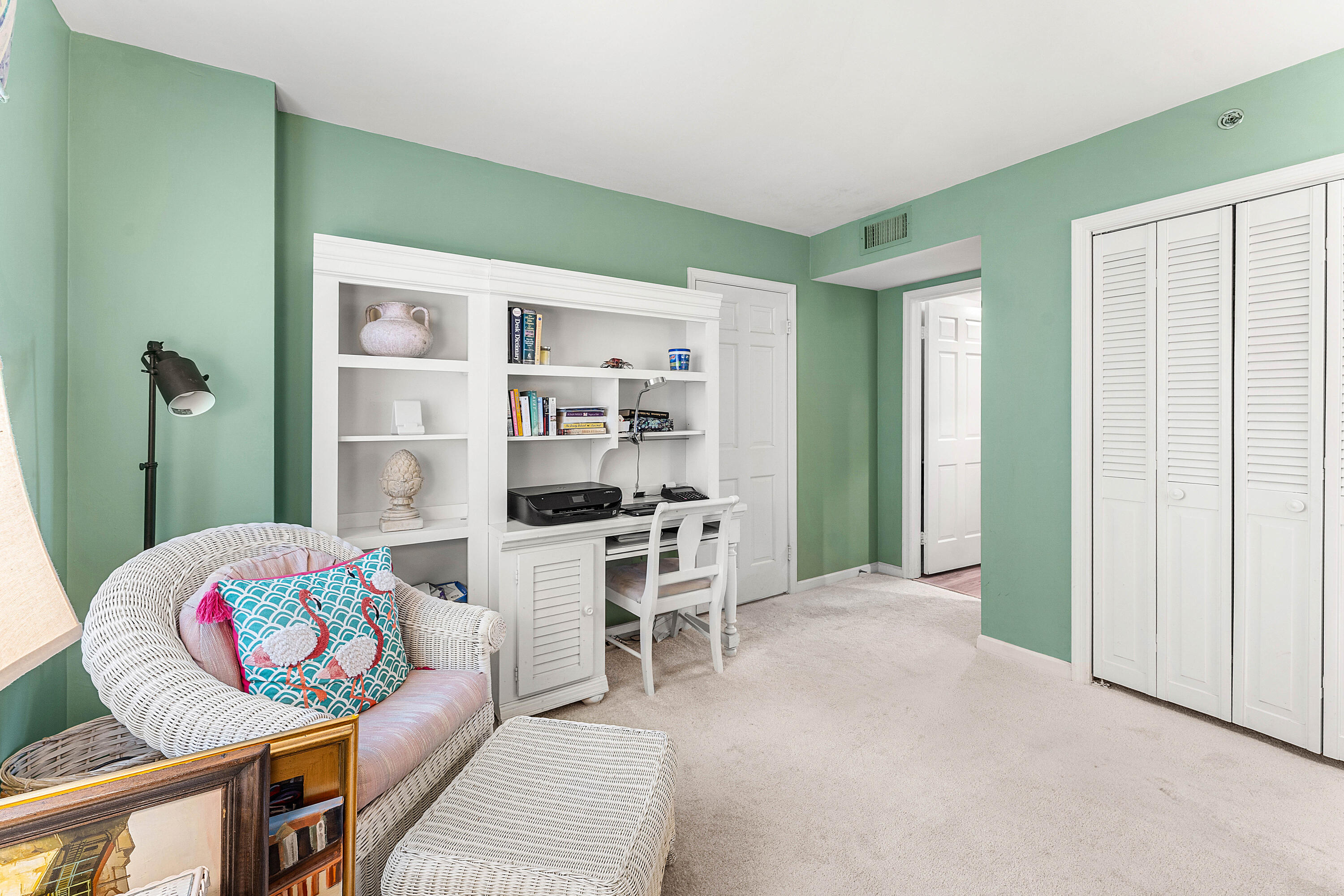 OCEAN TOWERS SOUTH CONDO APTS - Residential Lease