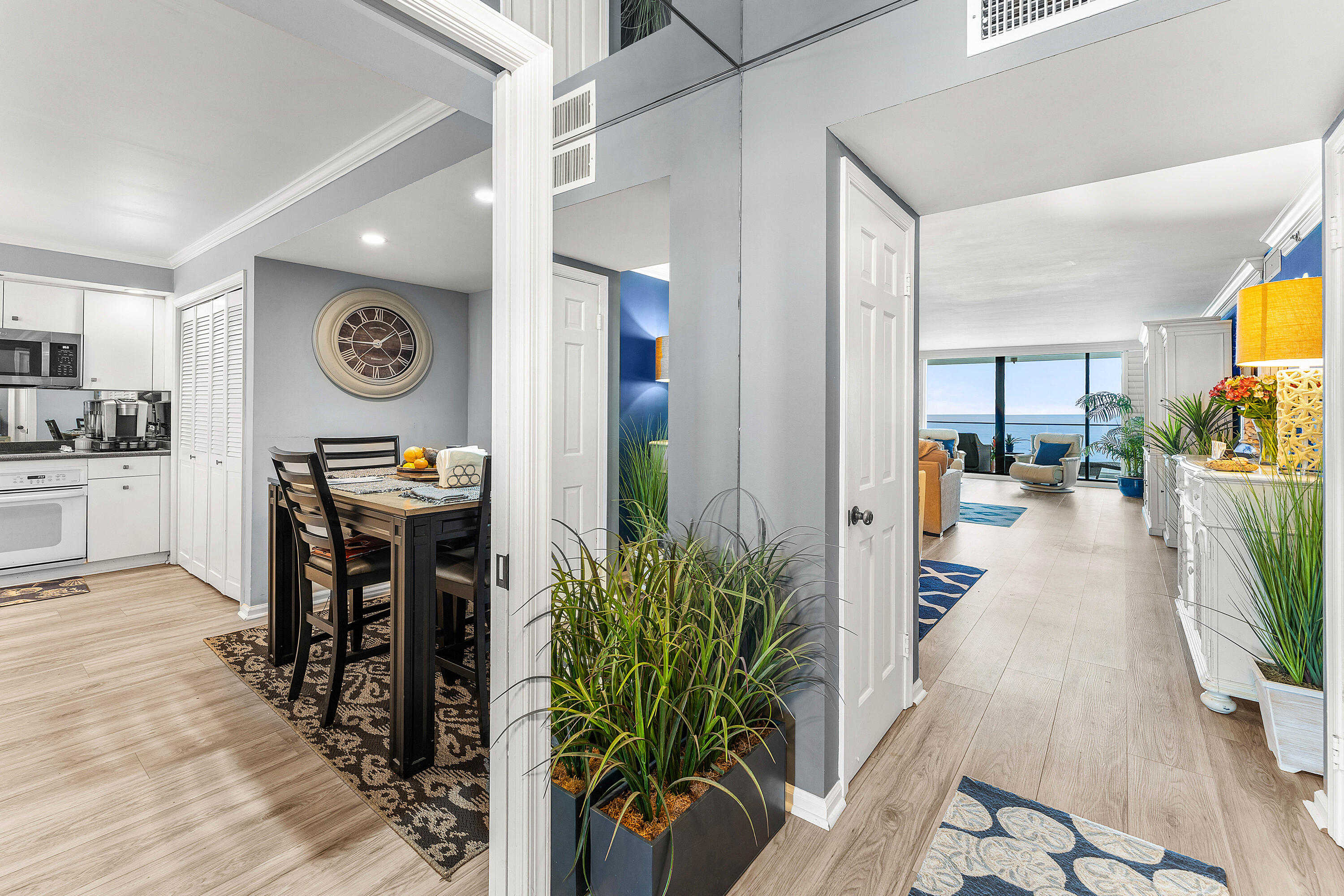 OCEAN TOWERS SOUTH CONDO APTS - Residential Lease