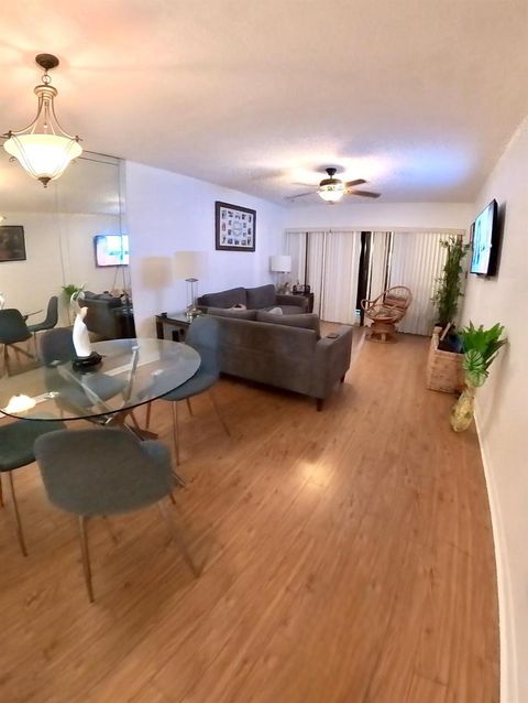 2161 W Woolbright Rd m202 Boynton Beach FL 33426