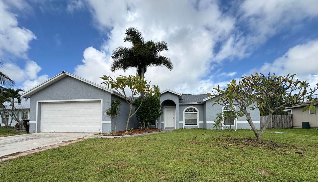 Photo of 441 SE Starflower Avenue, Port Saint Lucie, FL 34983 (MLS # R11130790)