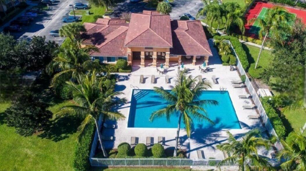 THE CLUB AT ST LUCIE WEST - Residential Lease