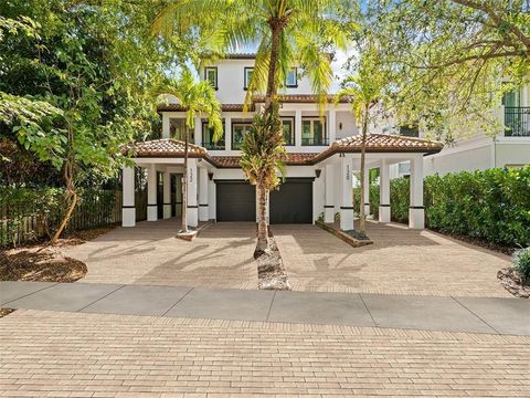 122 NE 16th Ter Fort Lauderdale FL 33301