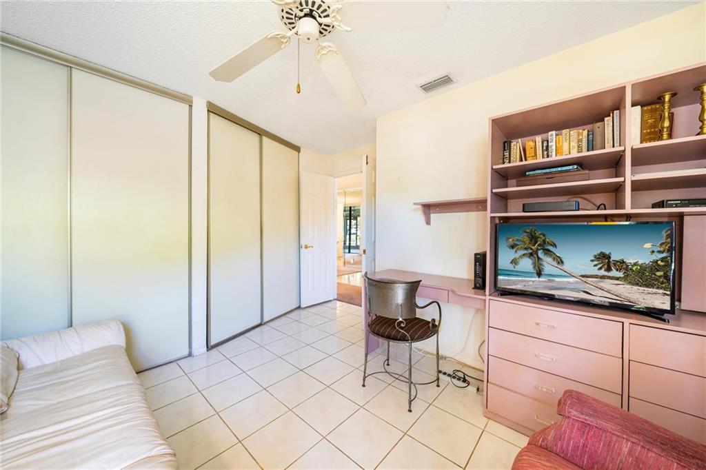 Applewood Village I - Residential