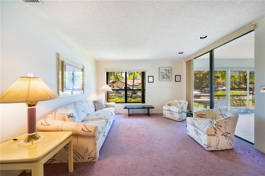 Applewood Village I - Residential