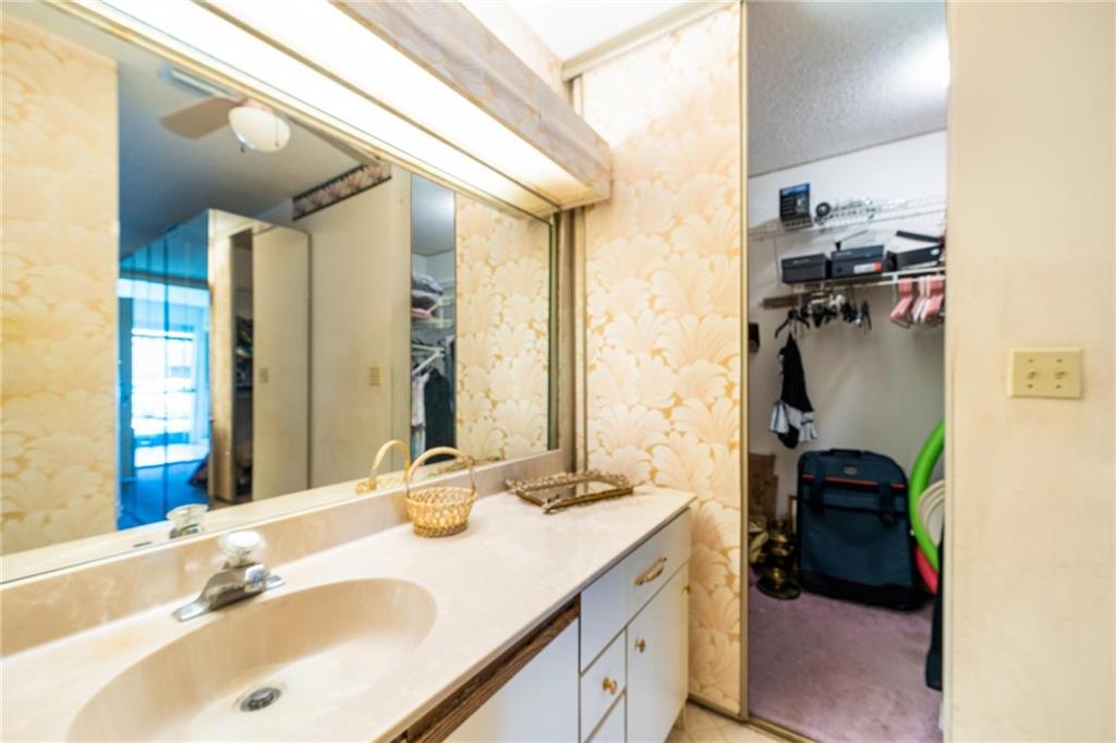 Applewood Village I - Residential