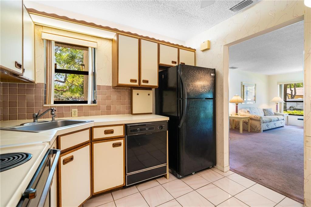 Applewood Village I - Residential