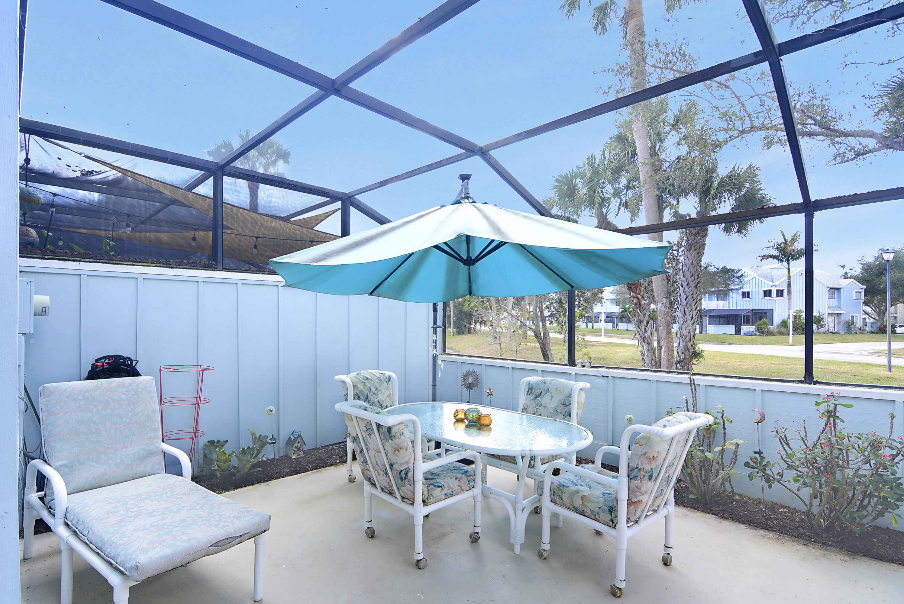 RIVERWALK 3 - Residential