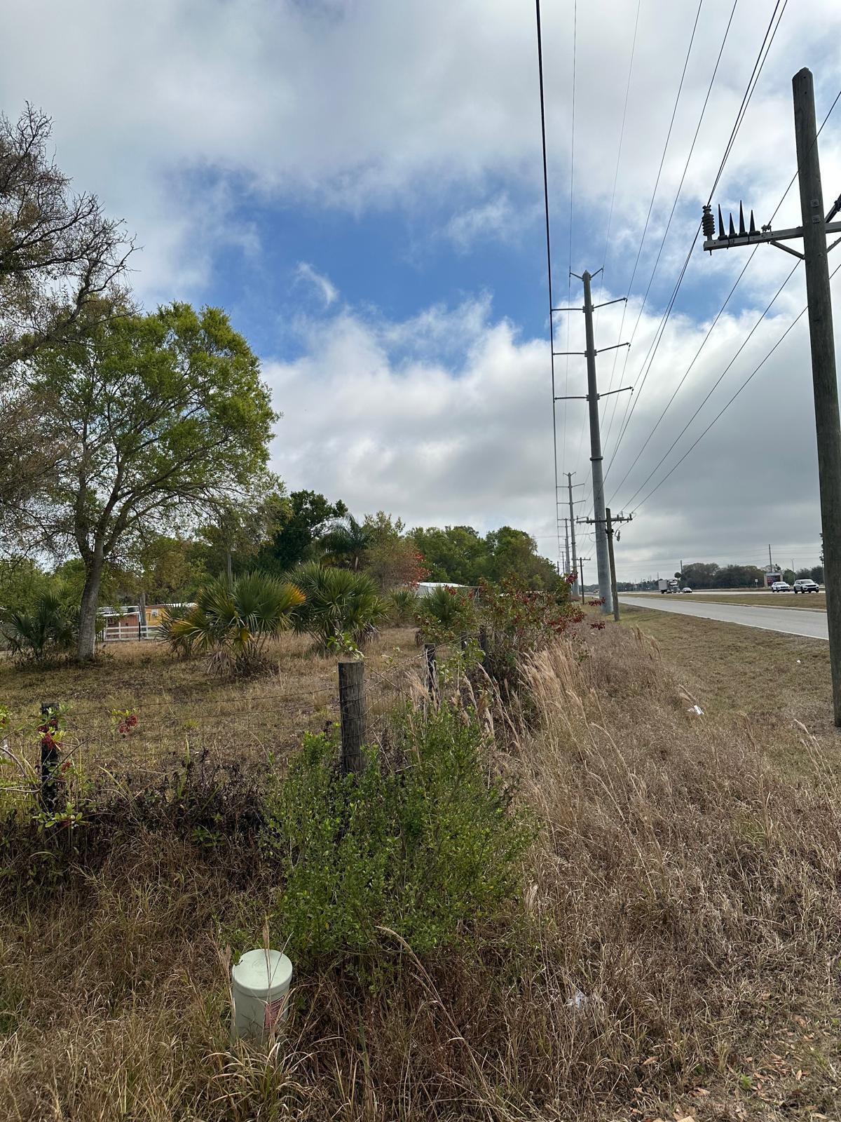 OKEECHOBEE GARDENS - Land