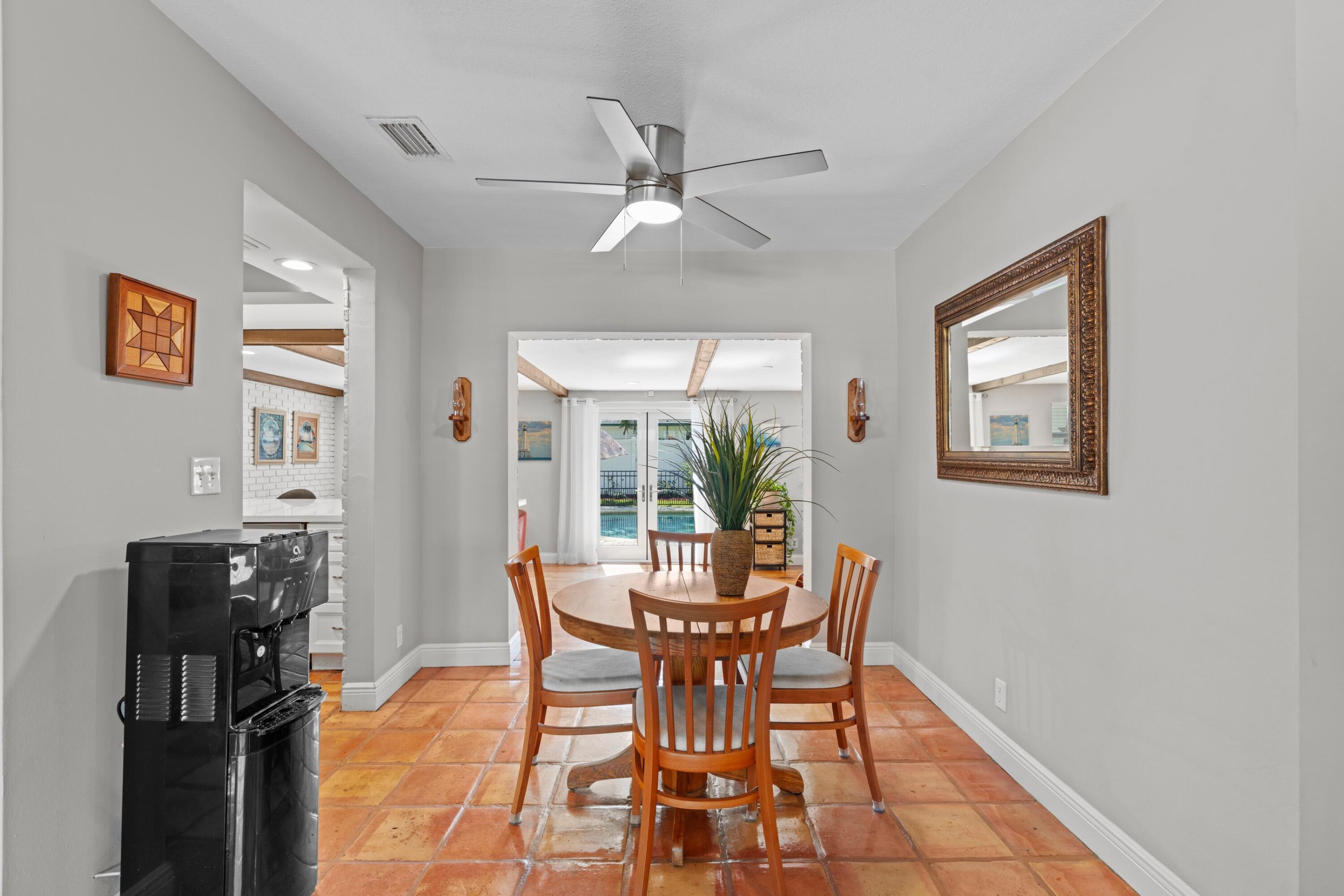 MONTEZ GARDENS - Residential