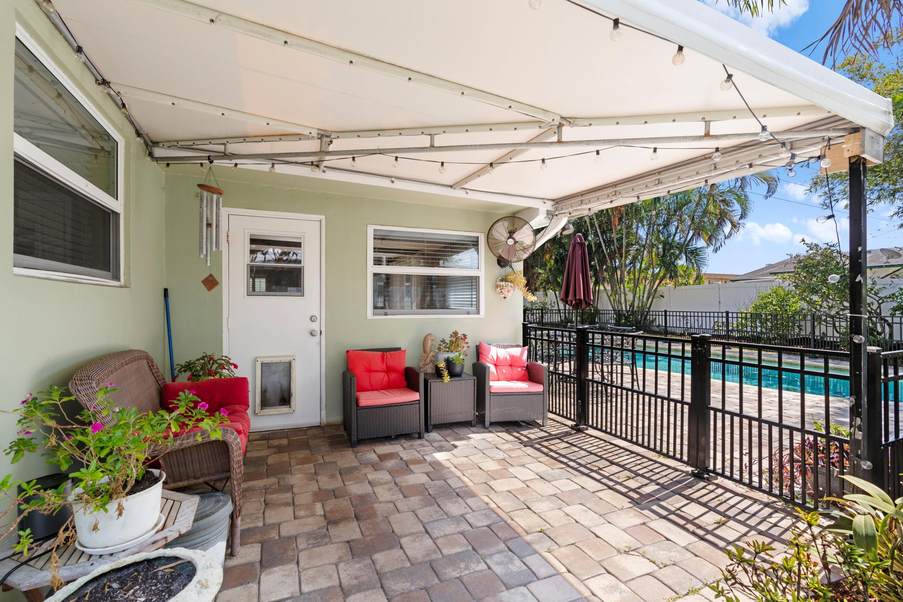 MONTEZ GARDENS - Residential