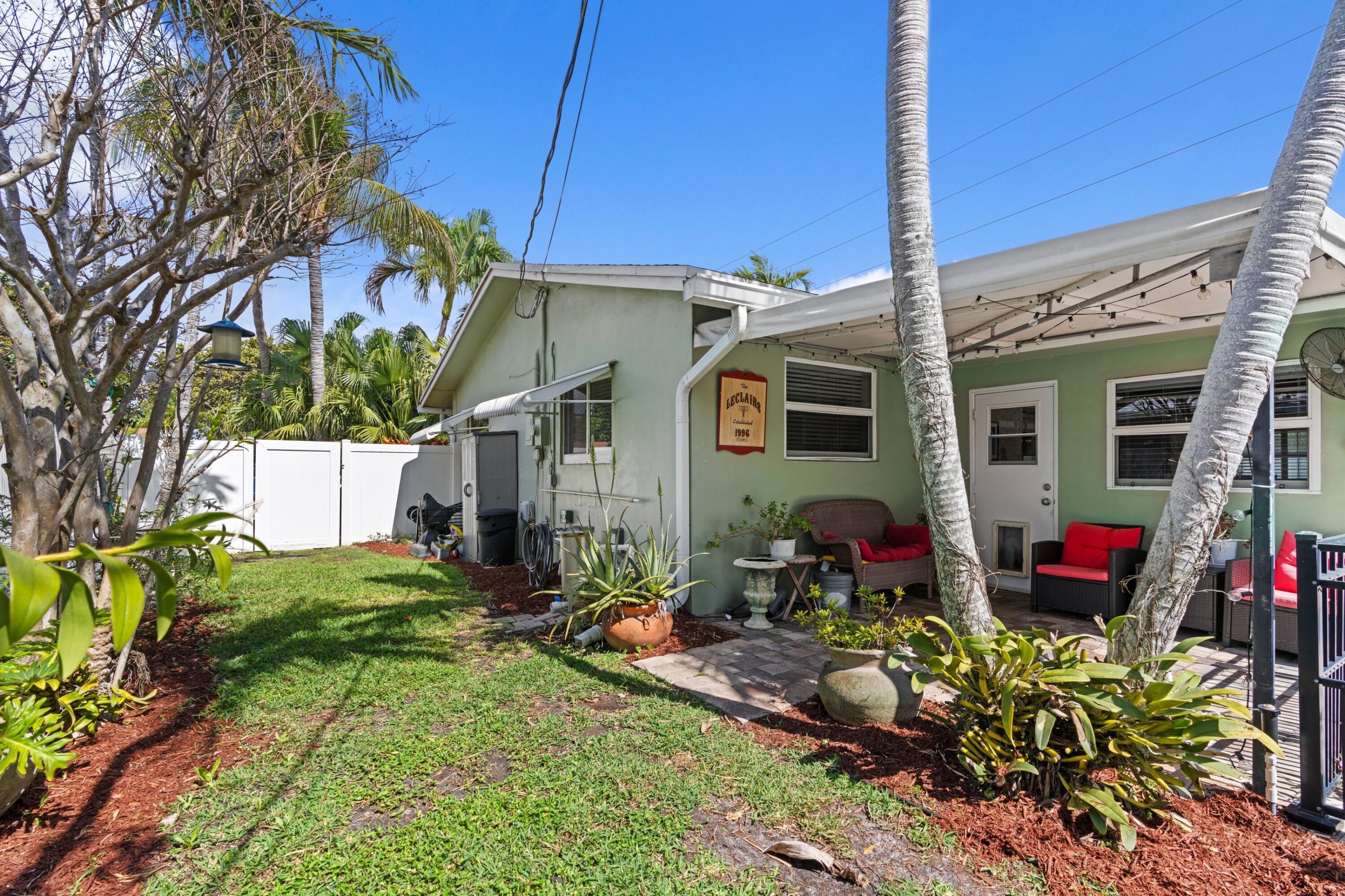 MONTEZ GARDENS - Residential