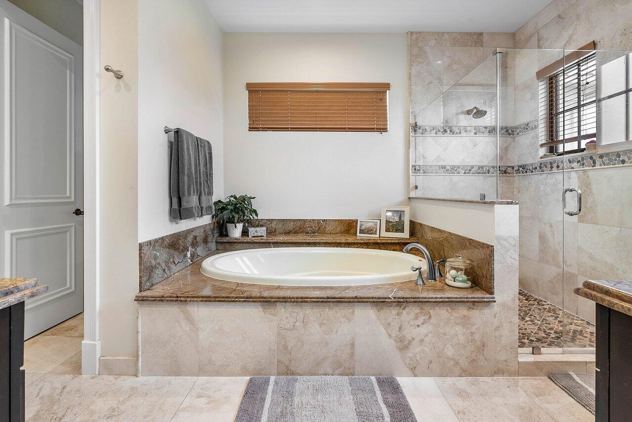 PARKLAND GOLF AND COUNTRY - Residential Lease