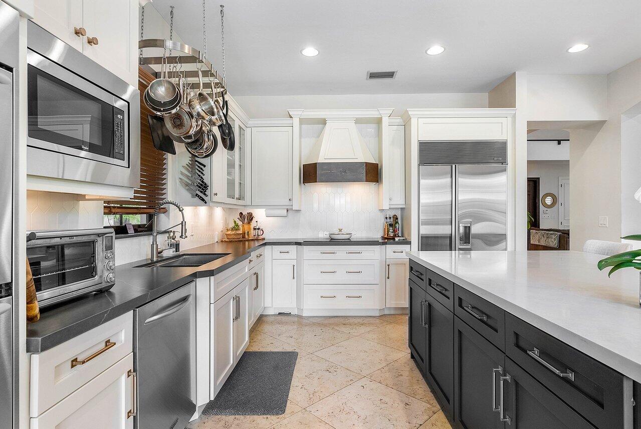 PARKLAND GOLF AND COUNTRY - Residential Lease