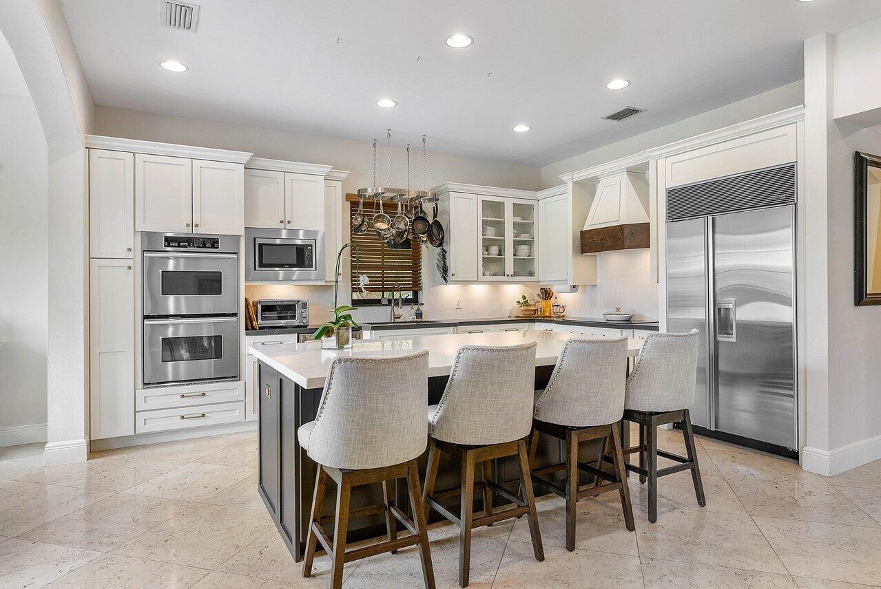 PARKLAND GOLF AND COUNTRY - Residential Lease