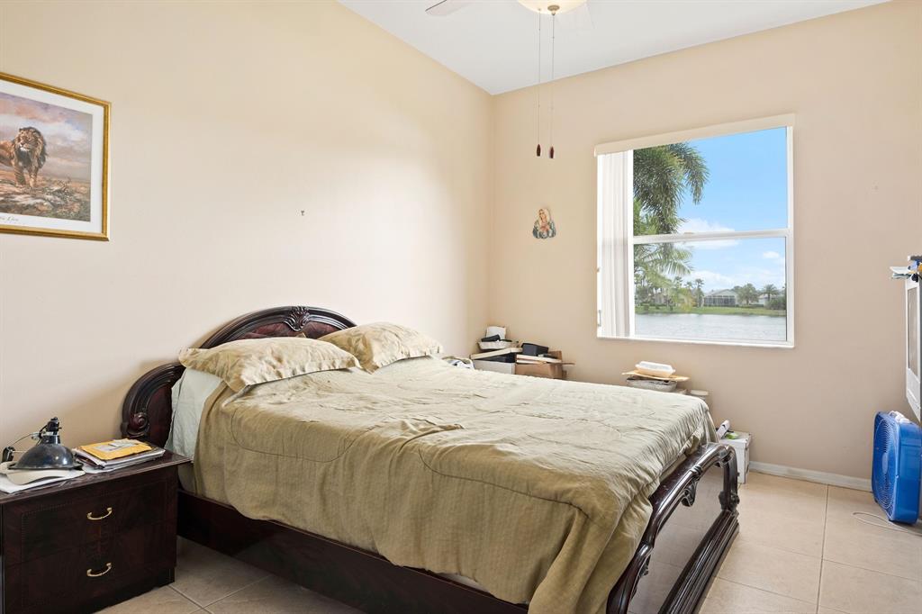 Lake Forest - Residential