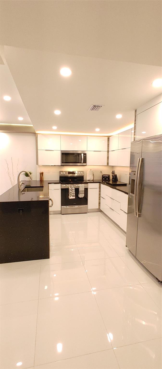 OCEAN RESERVE - Residential