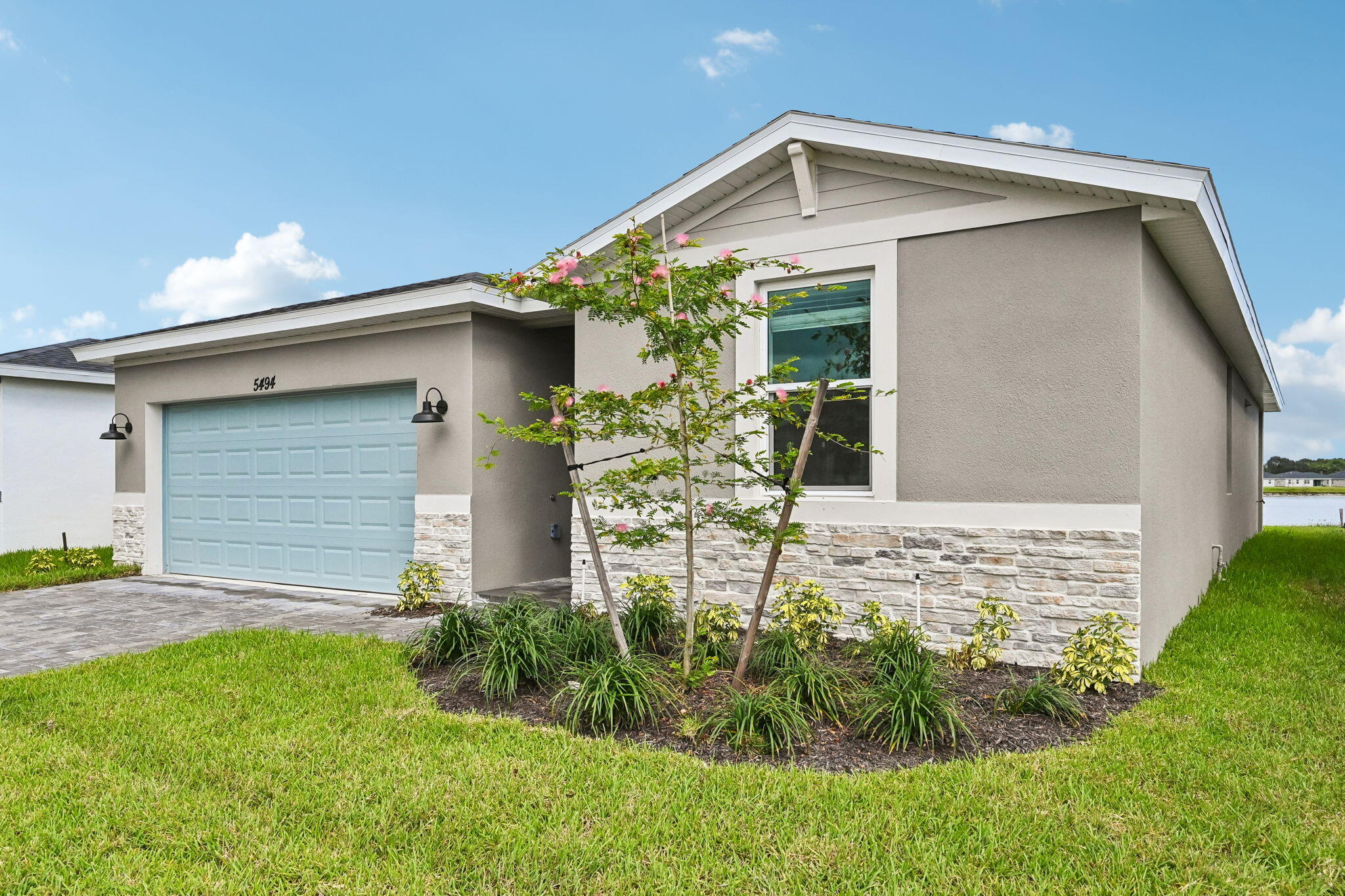 Home Search 2 5494 HAMPTON PARK Circle