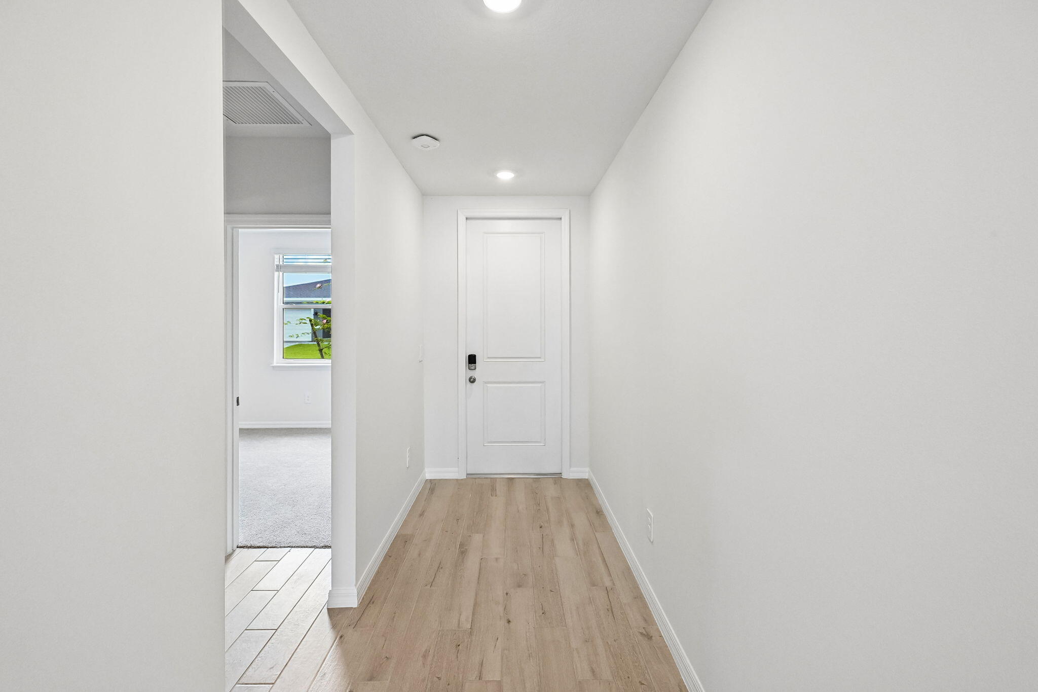 Home Search 3 5494 HAMPTON PARK Circle