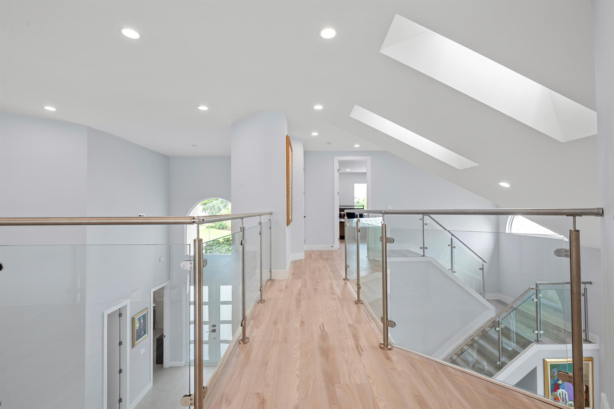 LAKES OF SUTTON / POLO CL - Residential