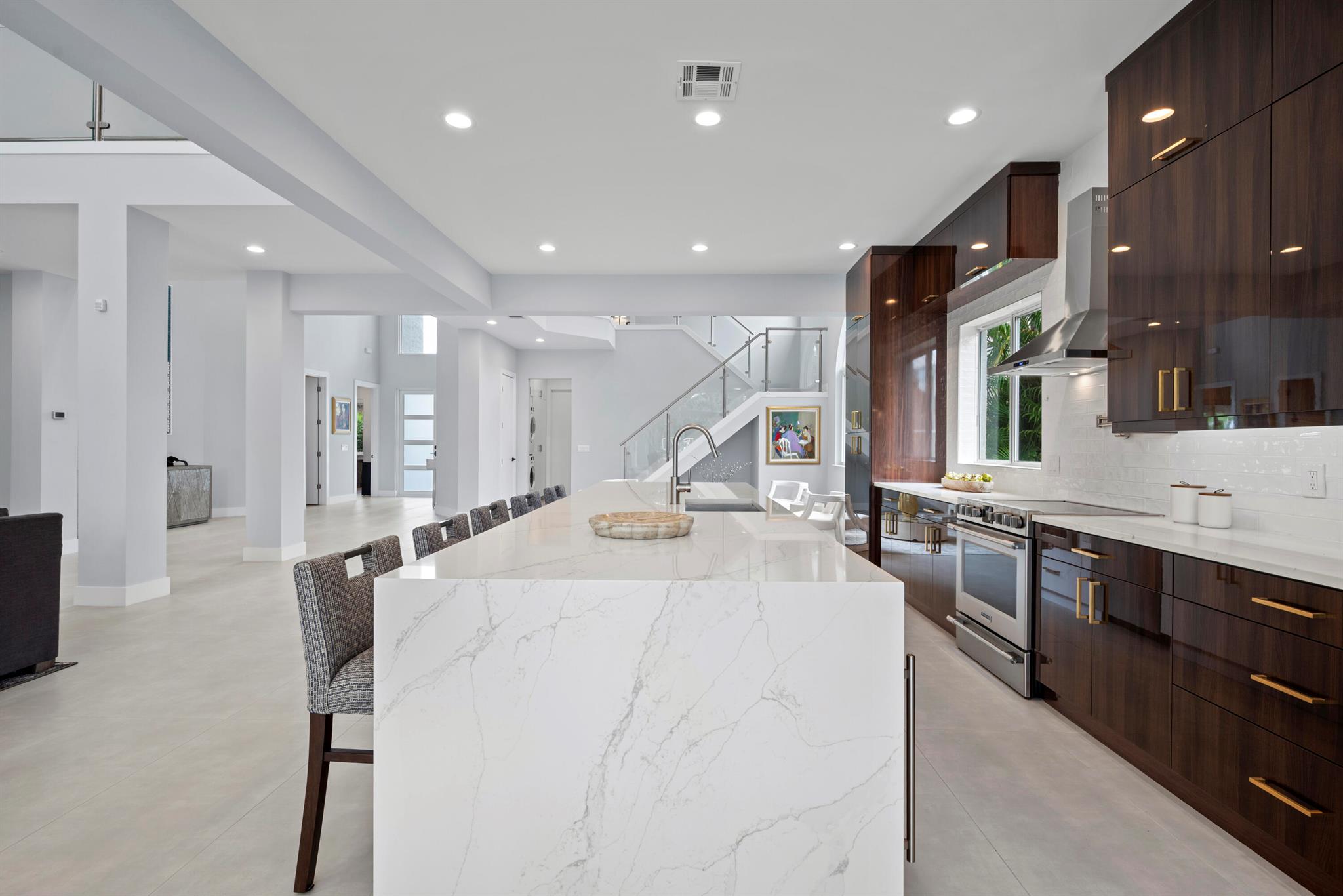 LAKES OF SUTTON / POLO CL - Residential