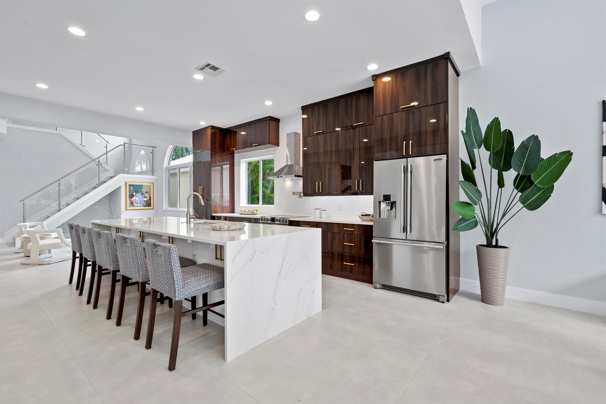 LAKES OF SUTTON / POLO CL - Residential