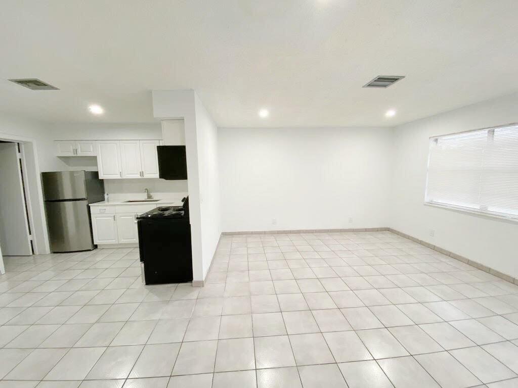 2715 Ponce De Leon Boulevard