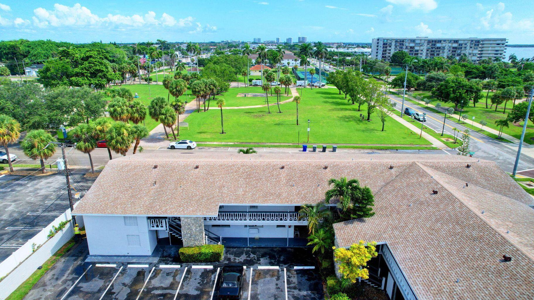 LAKE SHORE CONDO - Residential Lease