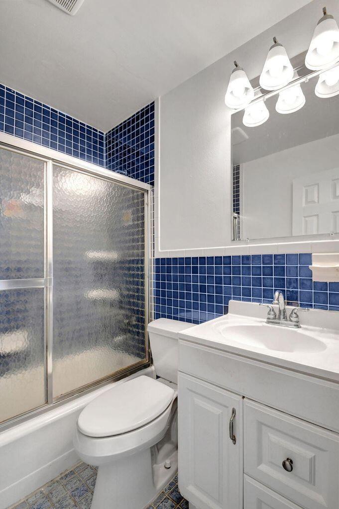 LAKE SHORE CONDO - Residential Lease