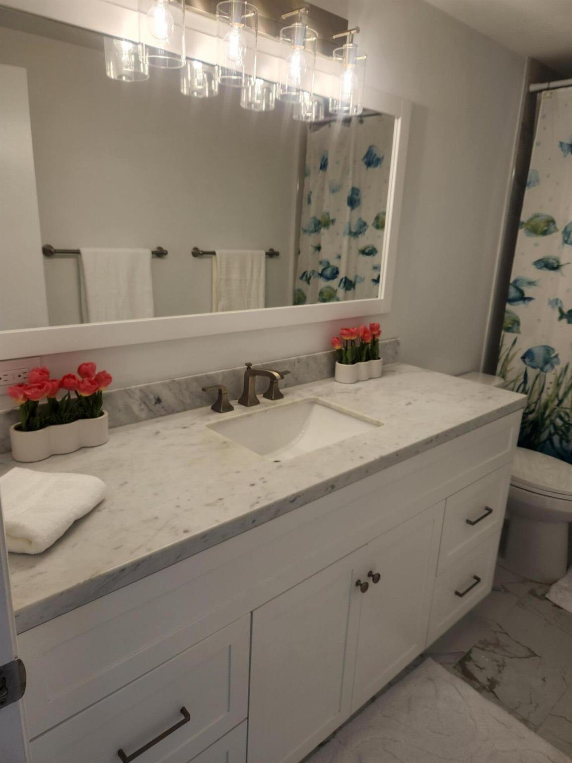 RIVER - Residential Lease