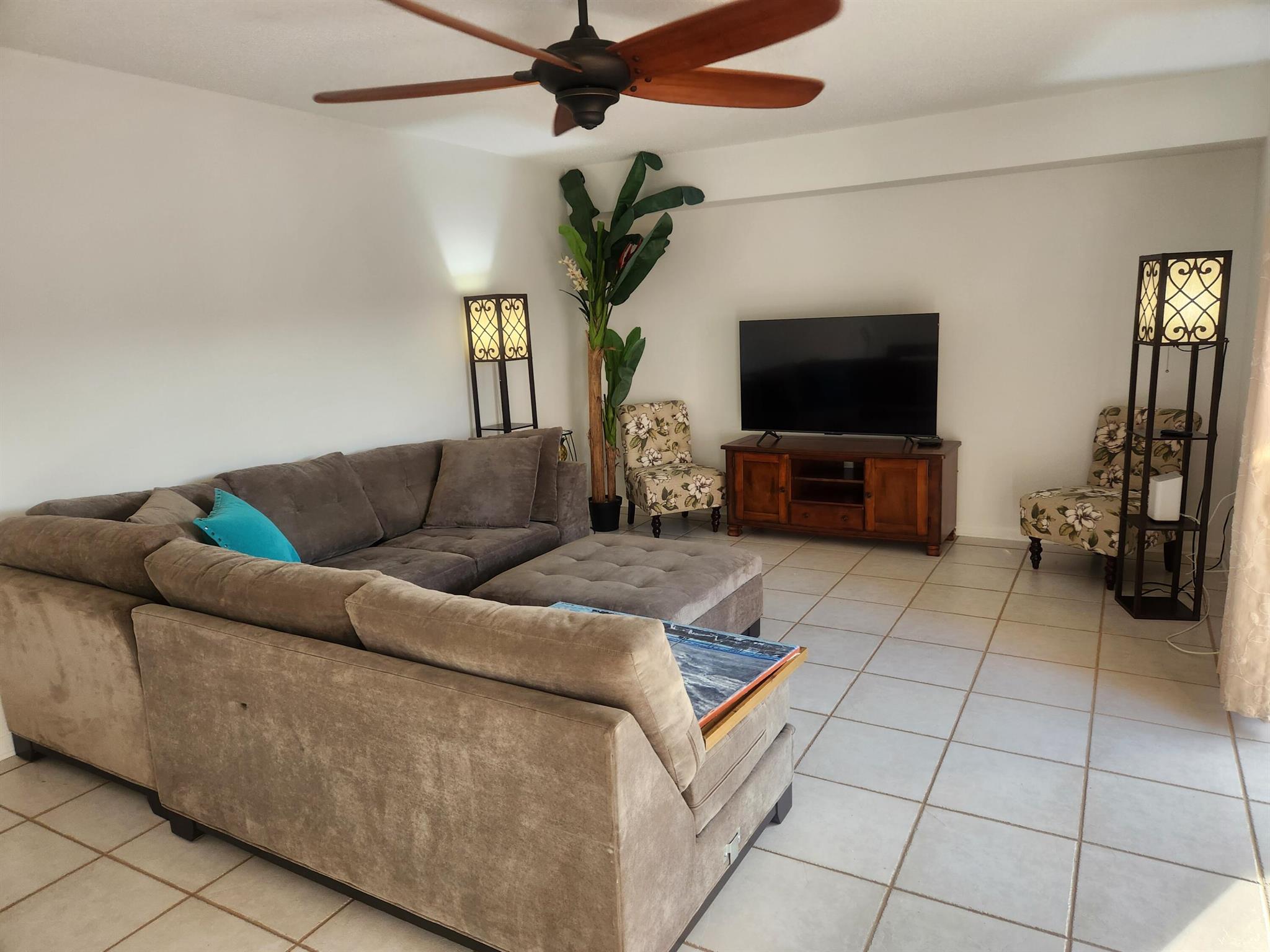 RIVER - Residential Lease