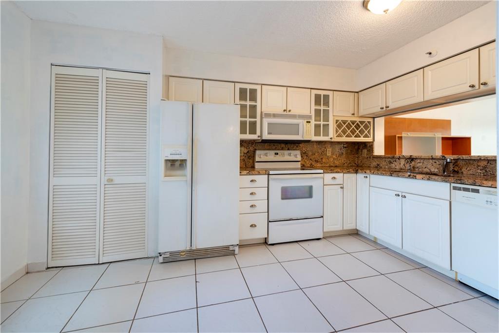 Cypress bend - Residential