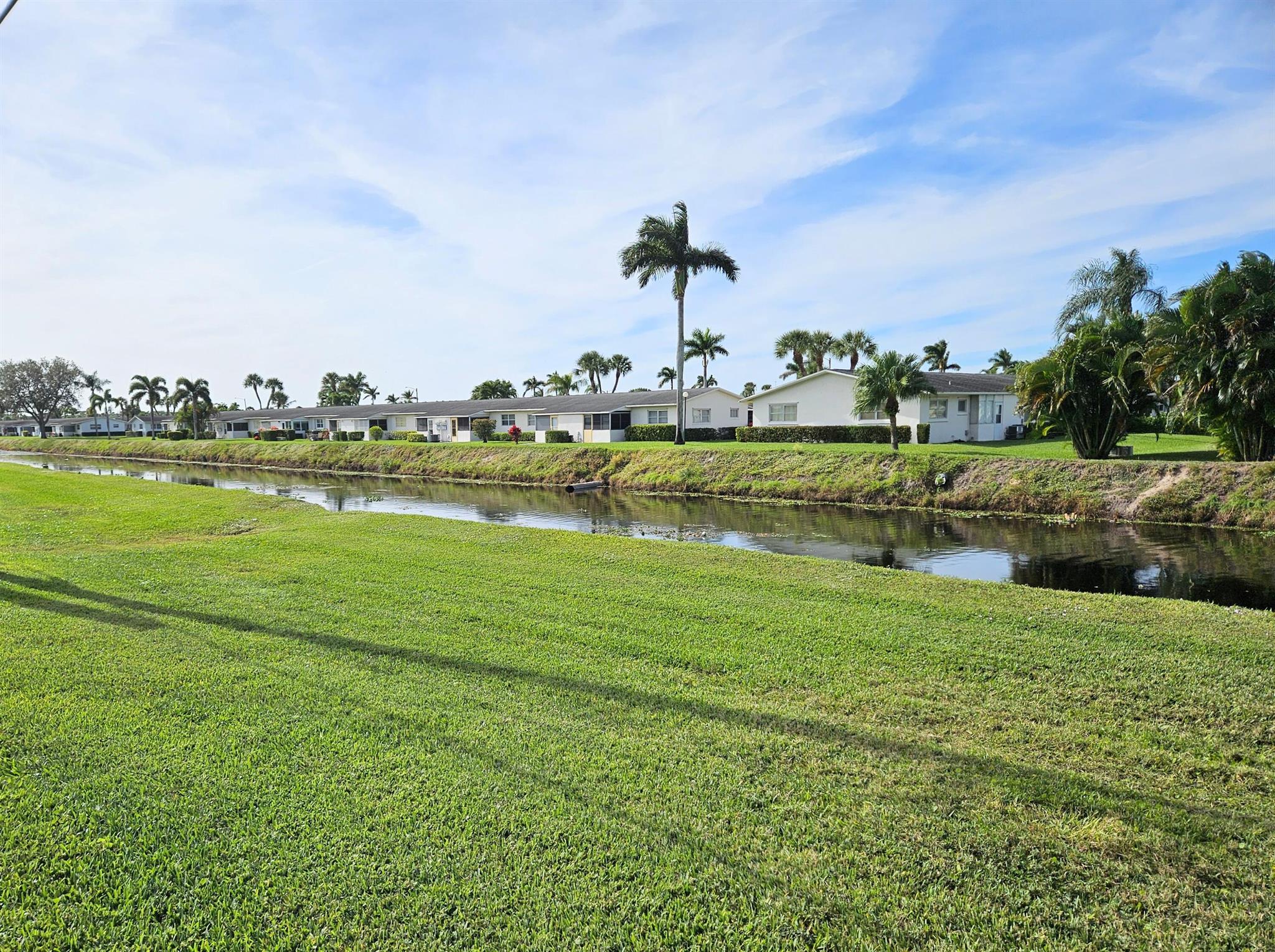 CRESTHAVEN VILLAS CONDO 2 - Residential