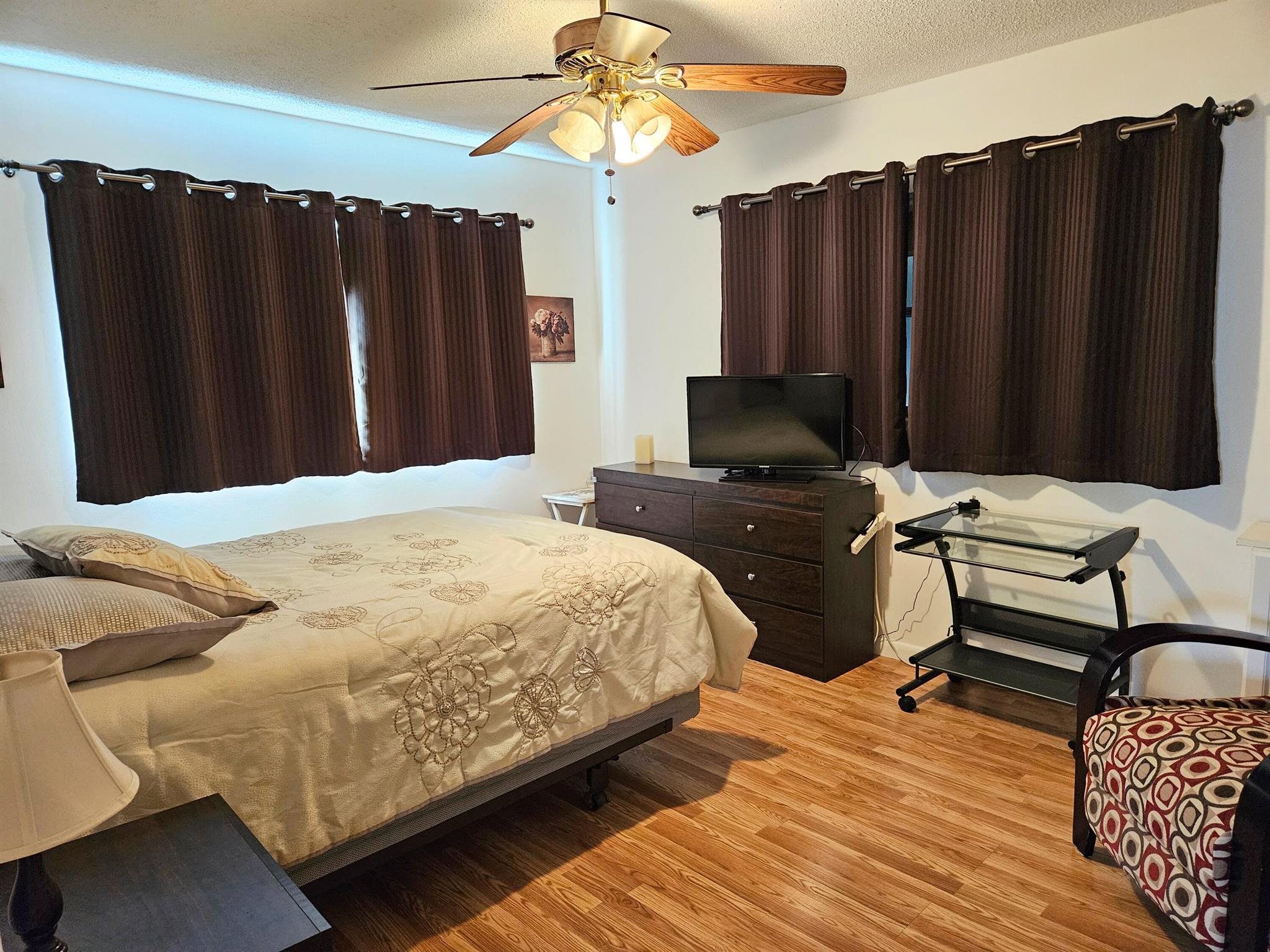 CRESTHAVEN VILLAS CONDO 2 - Residential