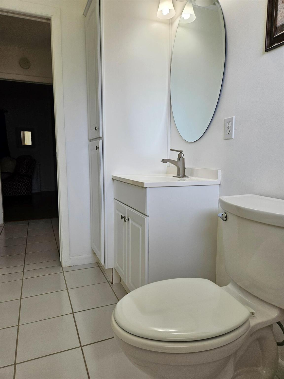 CRESTHAVEN VILLAS CONDO 2 - Residential