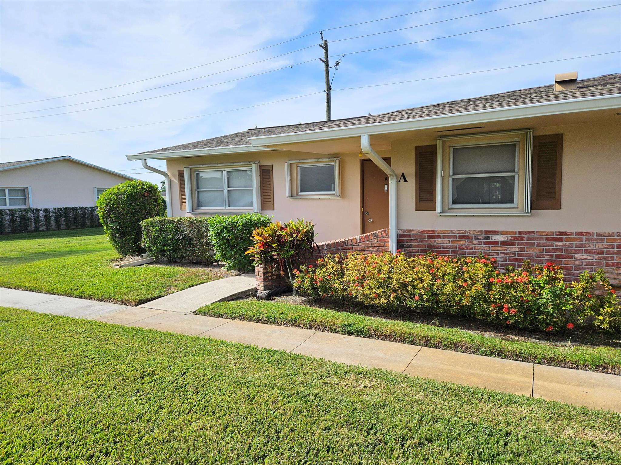 CRESTHAVEN VILLAS CONDO 2 - Residential