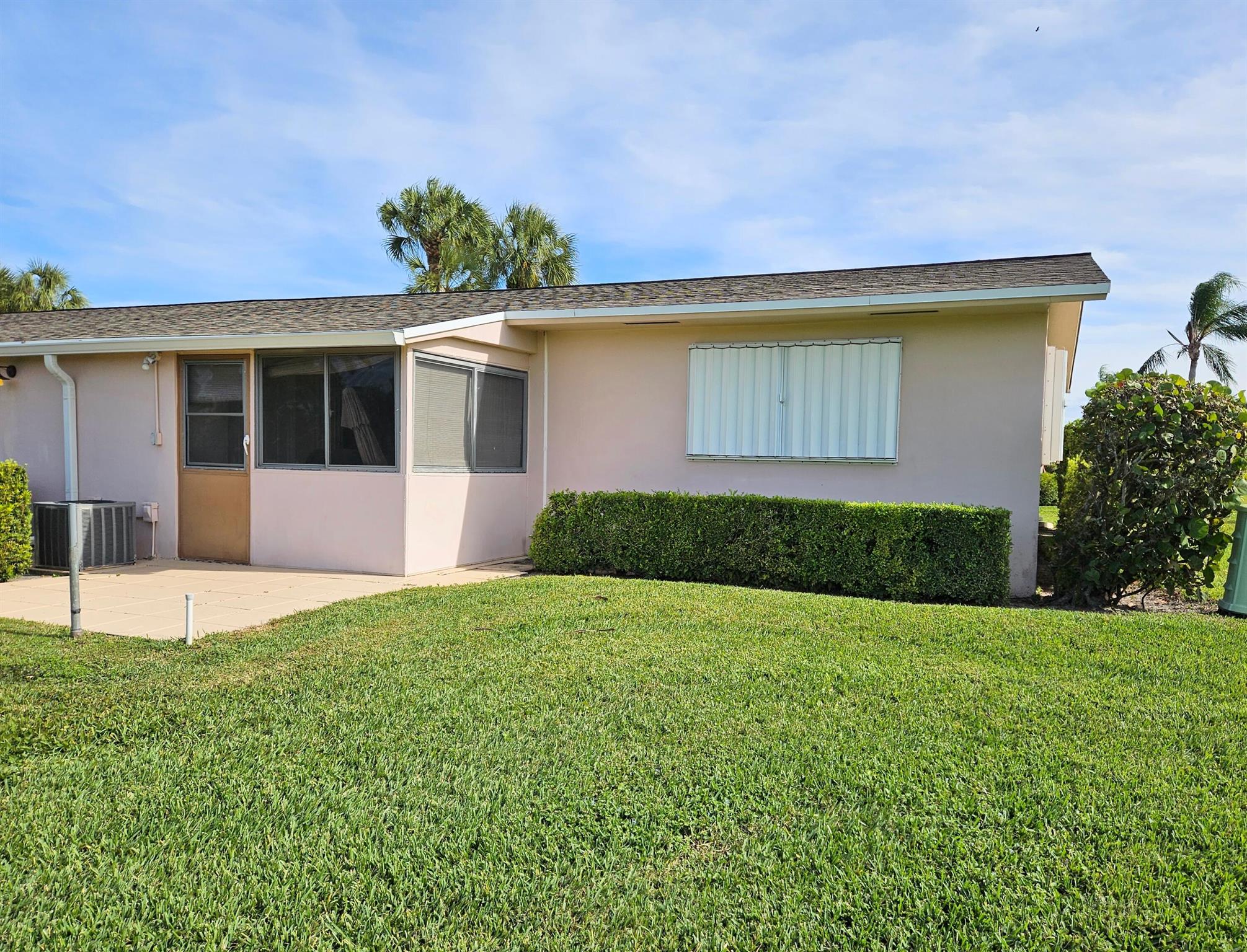 CRESTHAVEN VILLAS CONDO 2 - Residential