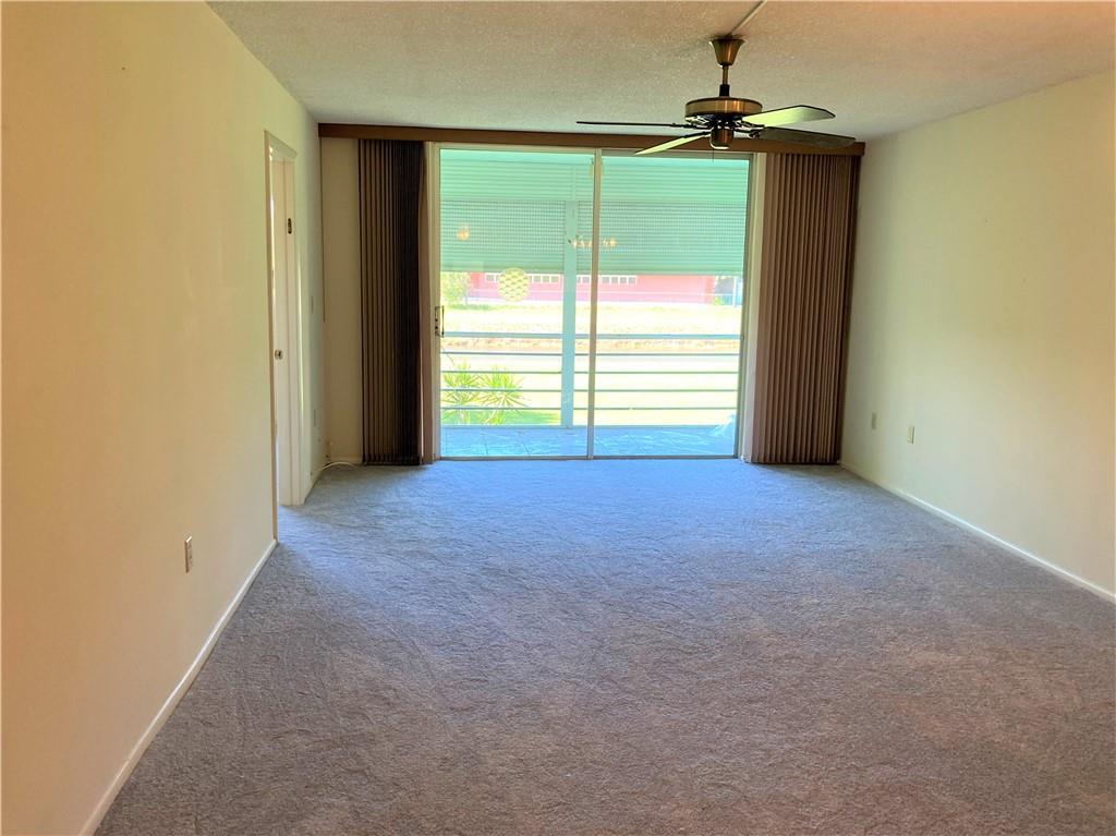 SUNRISE LAKES - Residential