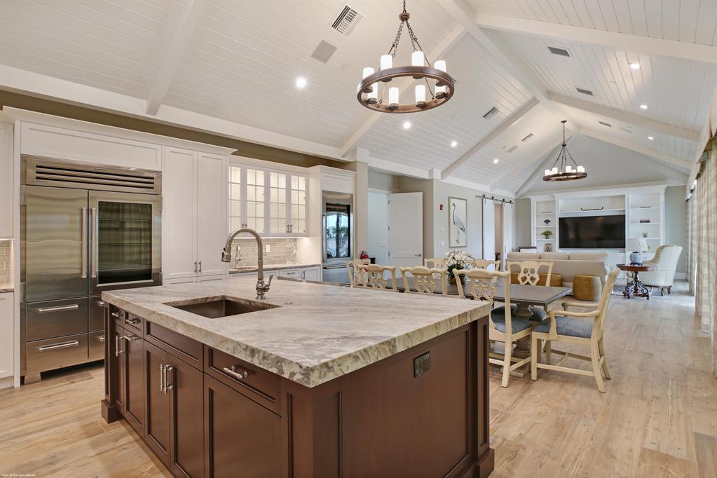 WINDING TRAILS - Residential