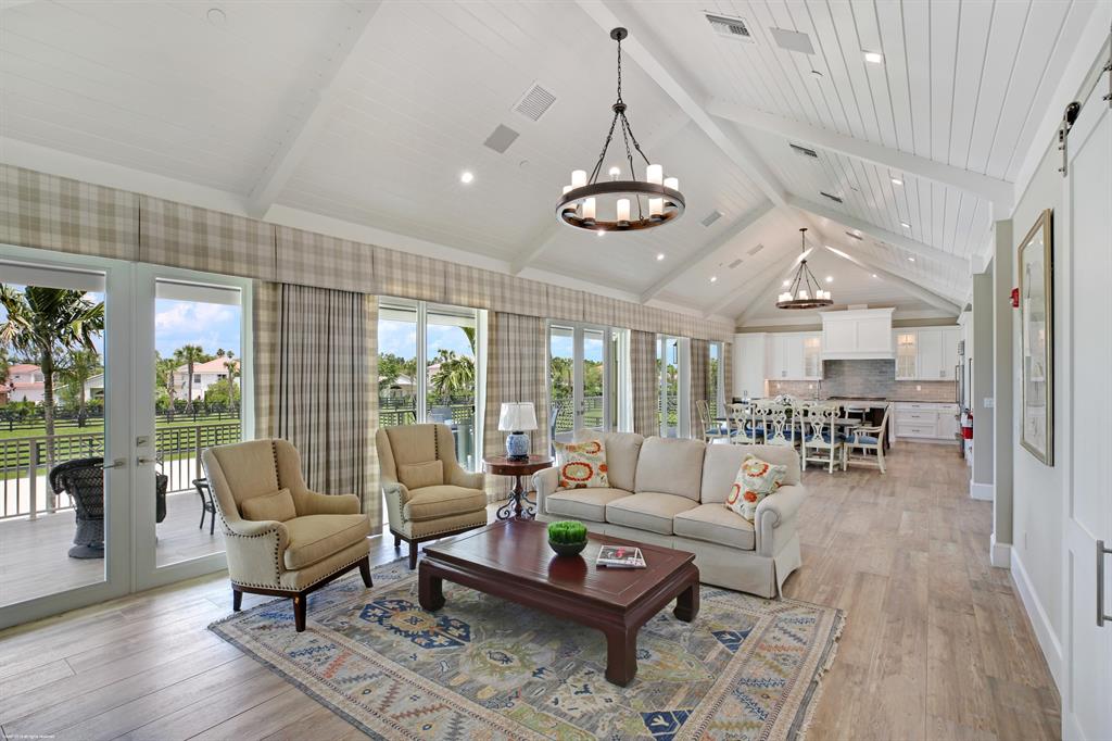 WINDING TRAILS - Residential