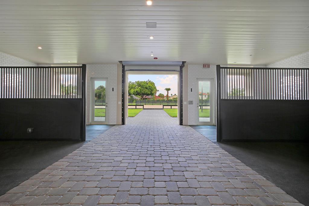 WINDING TRAILS - Residential